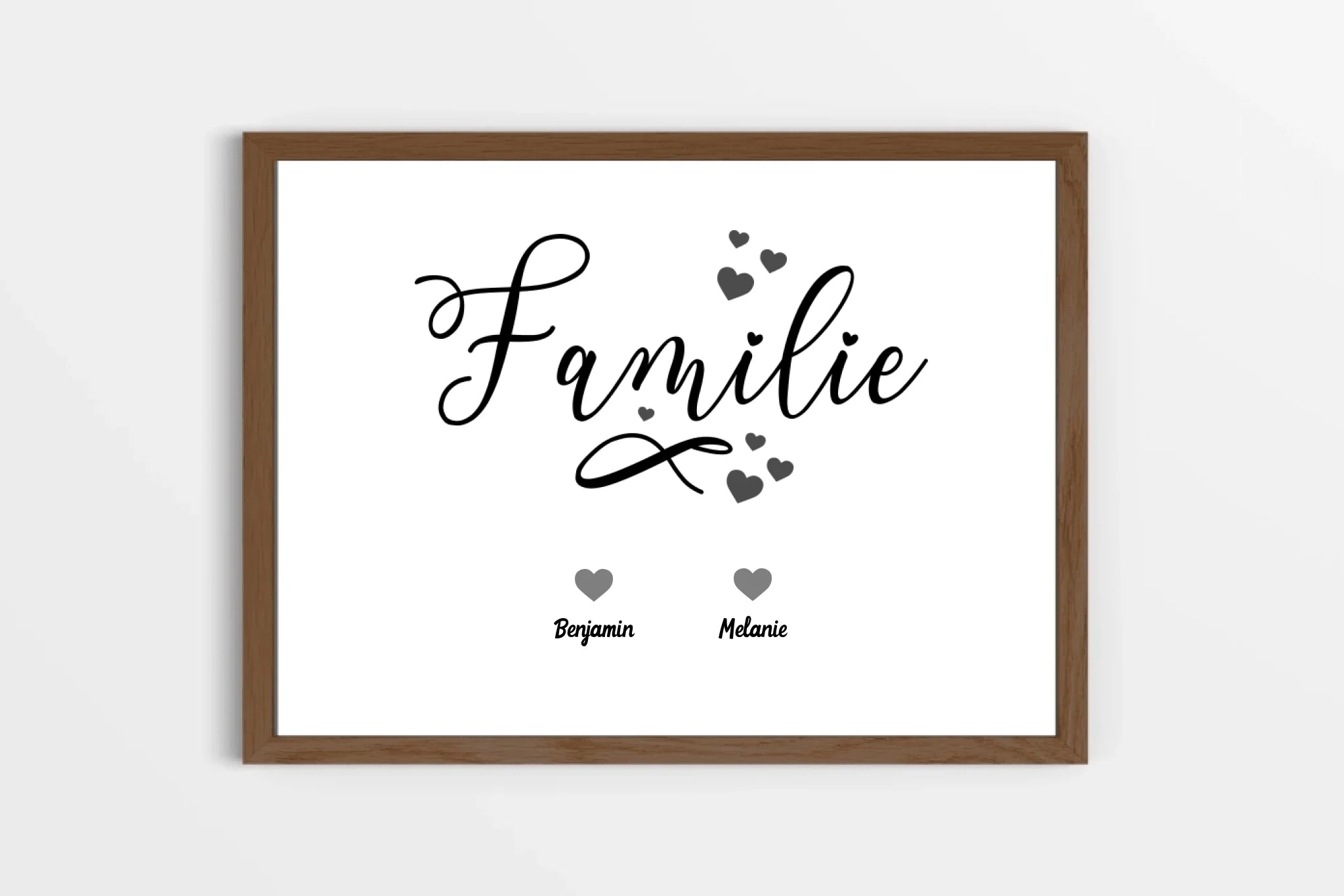 Familienbild personalisiert mit Namen und Herz - Bis zu 6 Personen & Haustiere