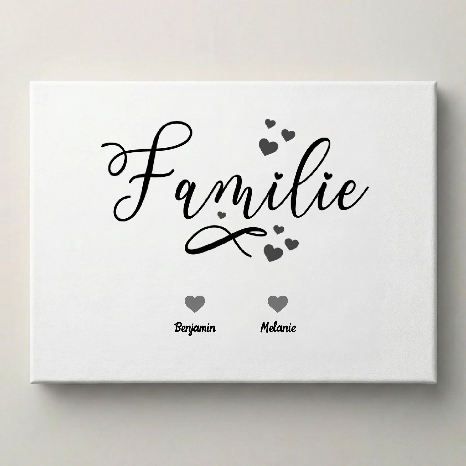 Familienbild personalisiert mit Namen und Herz von lovely Art als Leinwanddruck mit personalisiertem Herz