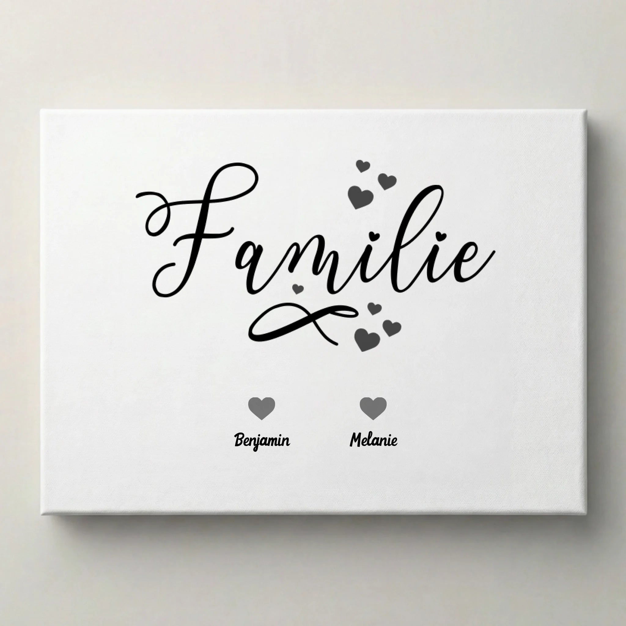 Familienbild personalisiert mit Namen und Herz von lovely Art als Leinwanddruck mit personalisiertem Herz