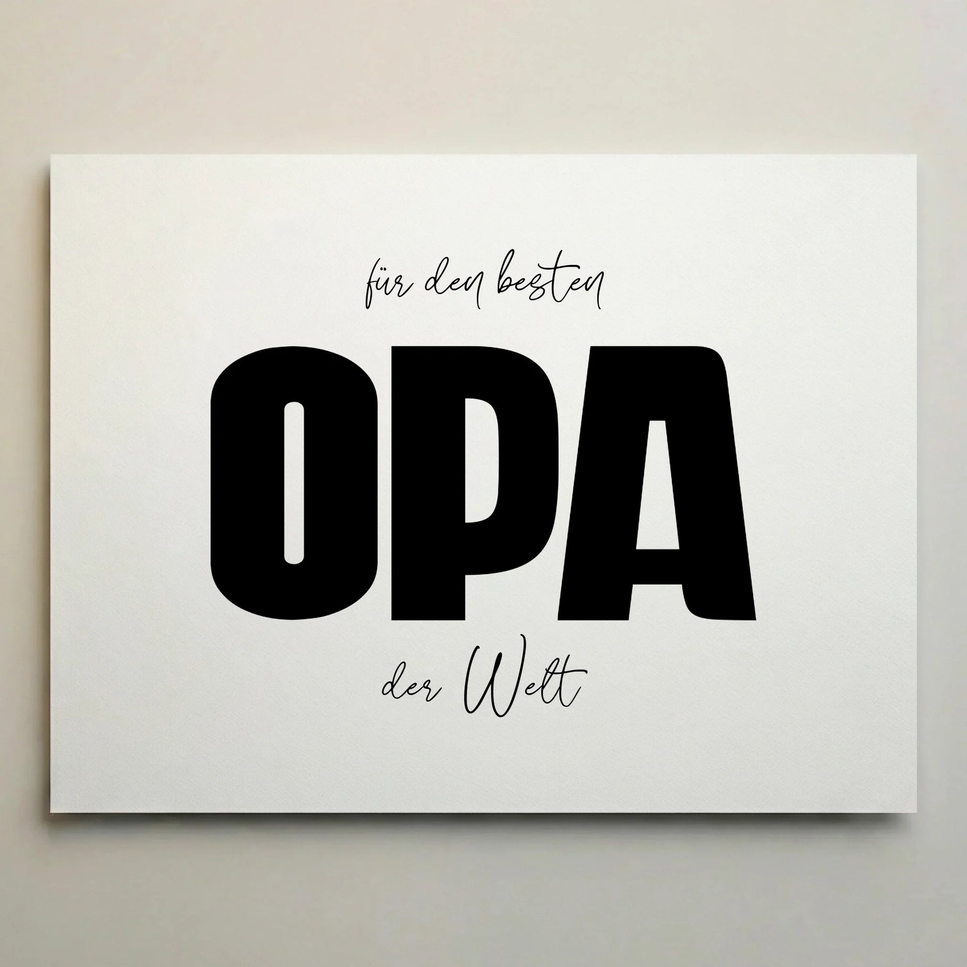 Mockup Poster Q close