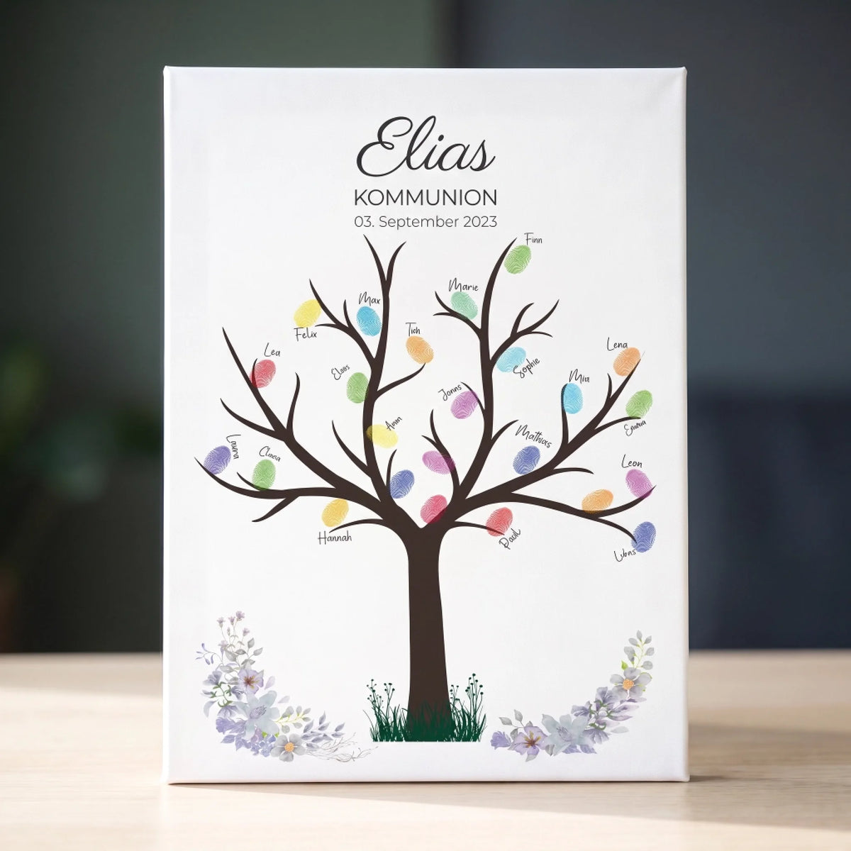 Gästebuch Hochzeit mit Baum aus Fingerabdruck-ähnlichen Farbpunkten, Namen und Datum - Feed