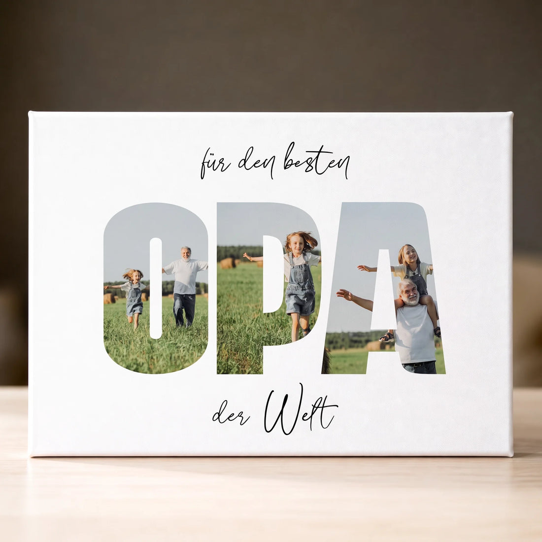 Weißes personalisiertes Erinnerungsbild auf Leinwand mit Familienfotos und dem Schriftzug Opa, für den besten der Welt
